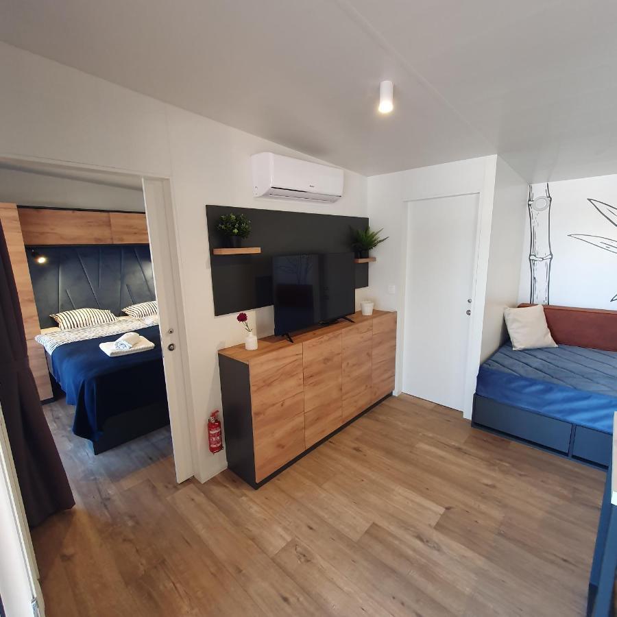 Biograd Mobile Home Oasis บีโอกราดนาโมรู ภายนอก รูปภาพ