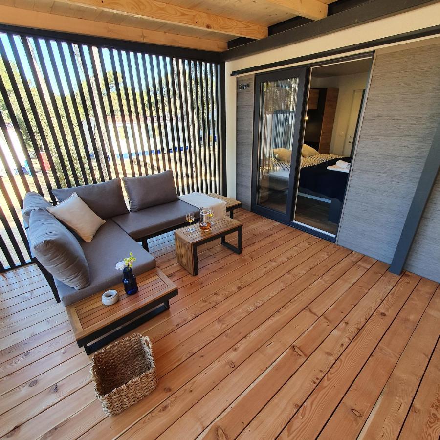 Biograd Mobile Home Oasis บีโอกราดนาโมรู ภายนอก รูปภาพ
